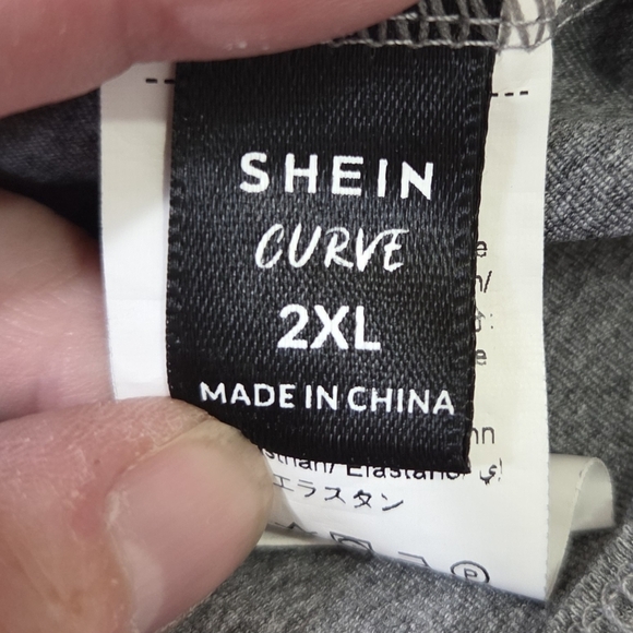 SHEIN Gray Muscle Tee with Bold Print Size 2XL - Picture 5 of 5